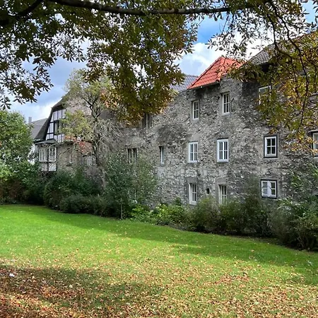 Premium An Der Stadtmauer Im Eg *