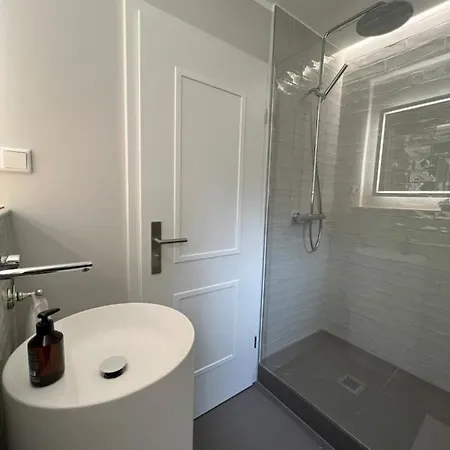 Premium An Der Stadtmauer Im Eg *